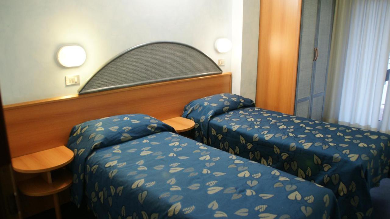 Hotel Verudella Rimini Zewnętrze zdjęcie