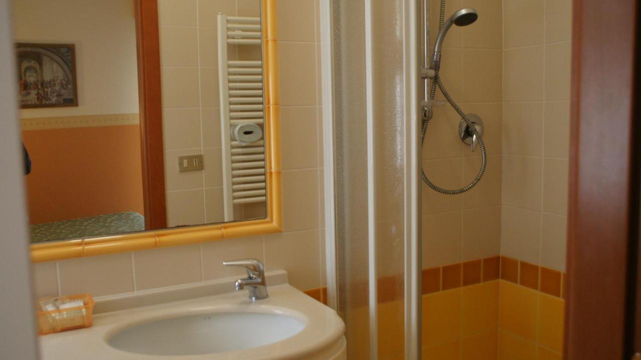 Hotel Verudella Rimini Zewnętrze zdjęcie