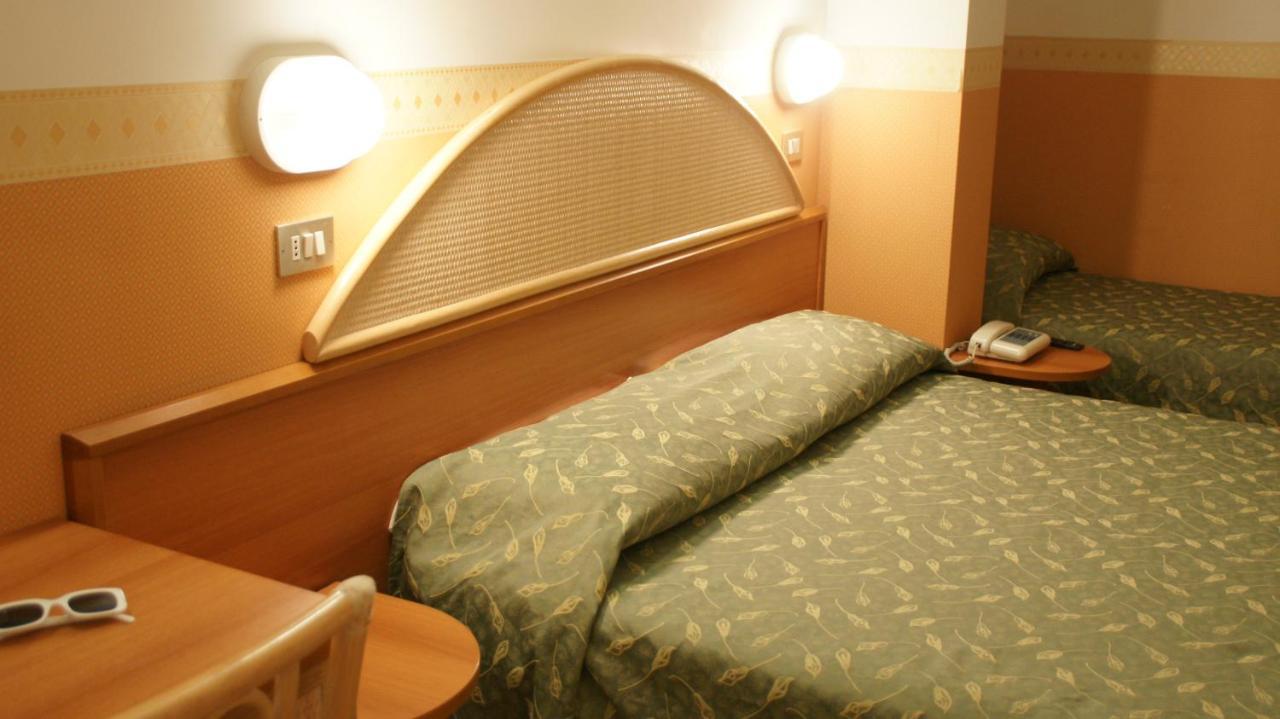 Hotel Verudella Rimini Zewnętrze zdjęcie