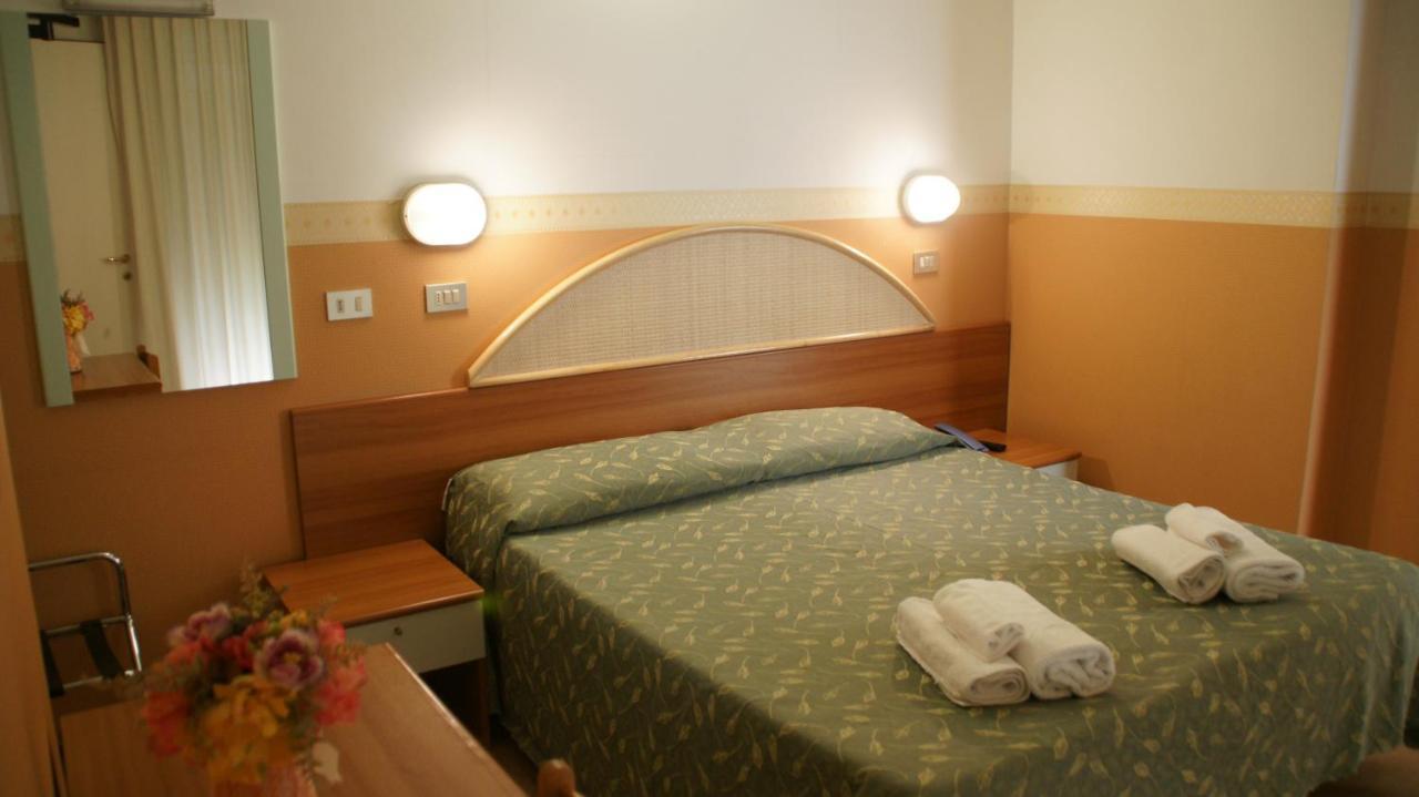 Hotel Verudella Rimini Zewnętrze zdjęcie