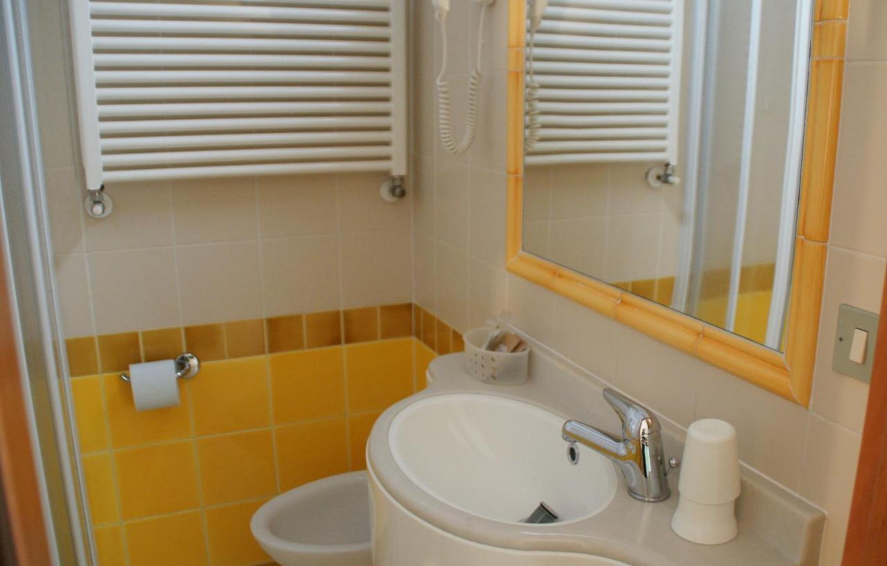 Hotel Verudella Rimini Zewnętrze zdjęcie